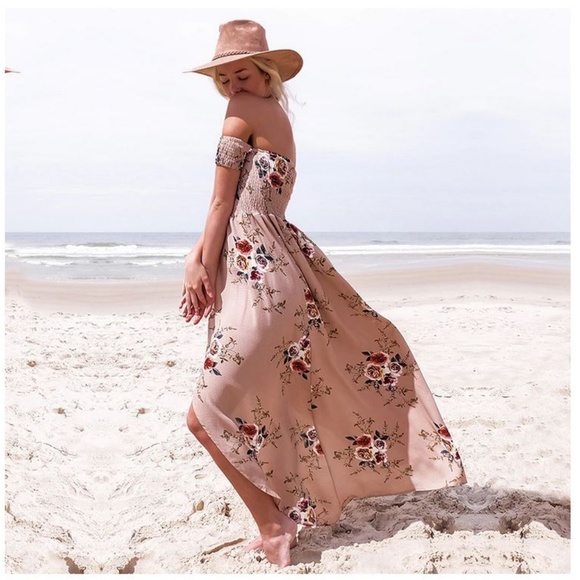 LAST ONE!! Floral Cold Shoulder Maxi Dress - Picture 2 of 7
